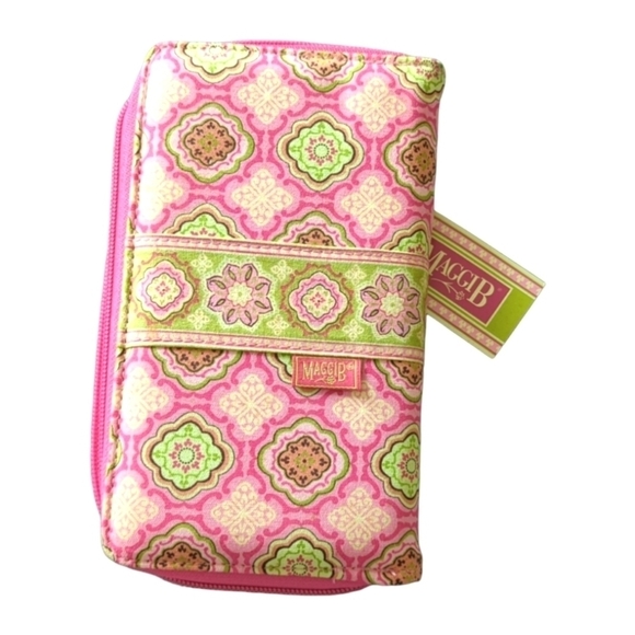 Maggie B Pink Mosaic French Country Wristlet Wallet - Picture 1 of 11